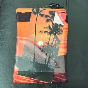 Whitley Willows beach microfiber towel 35”x70” (88cm x 177cm). Sunset